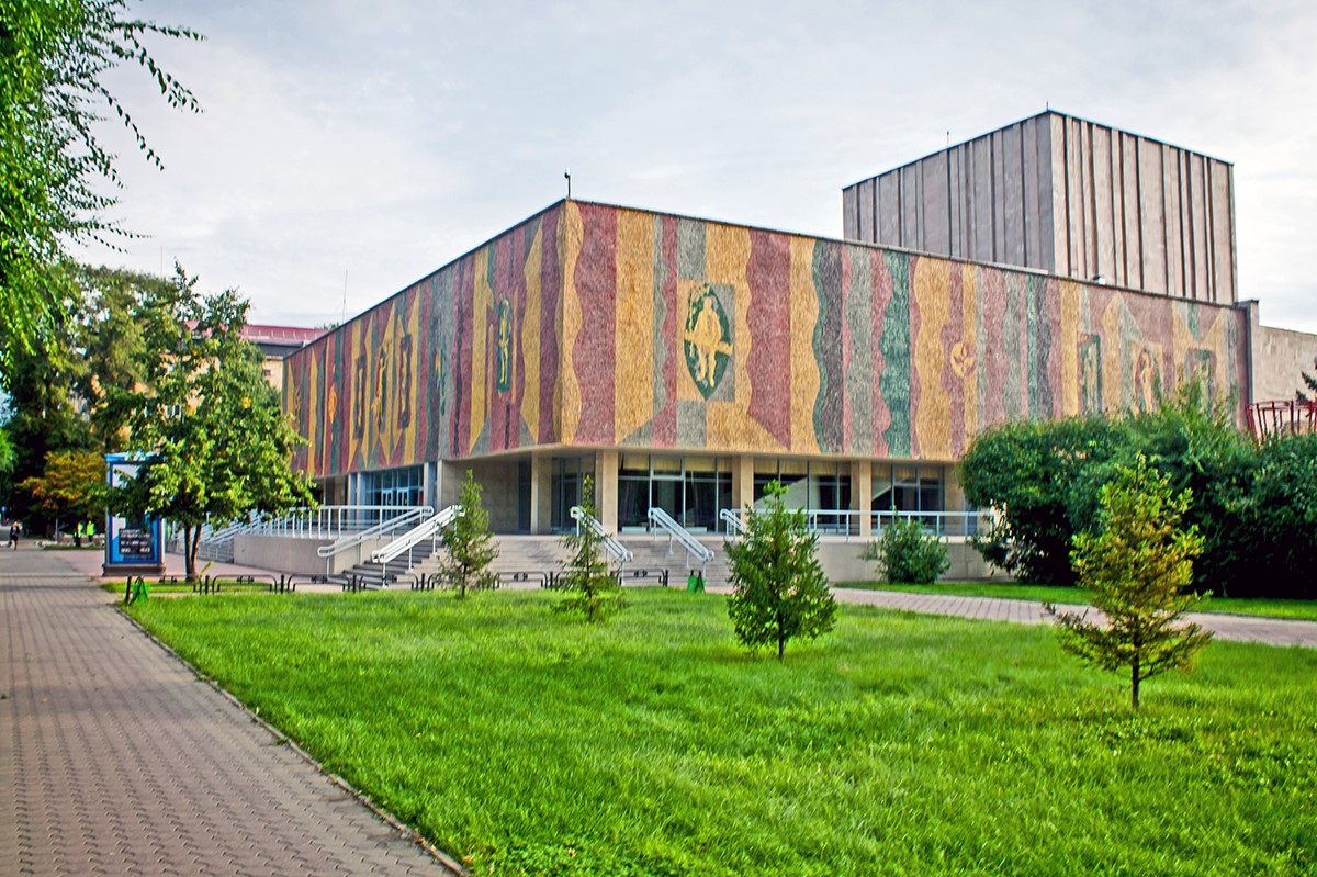 НОВЫЙ ТЕАТРАЛЬНЫЙ УРОК В ТЕАТРЕ ЛЕРМОНТОВА